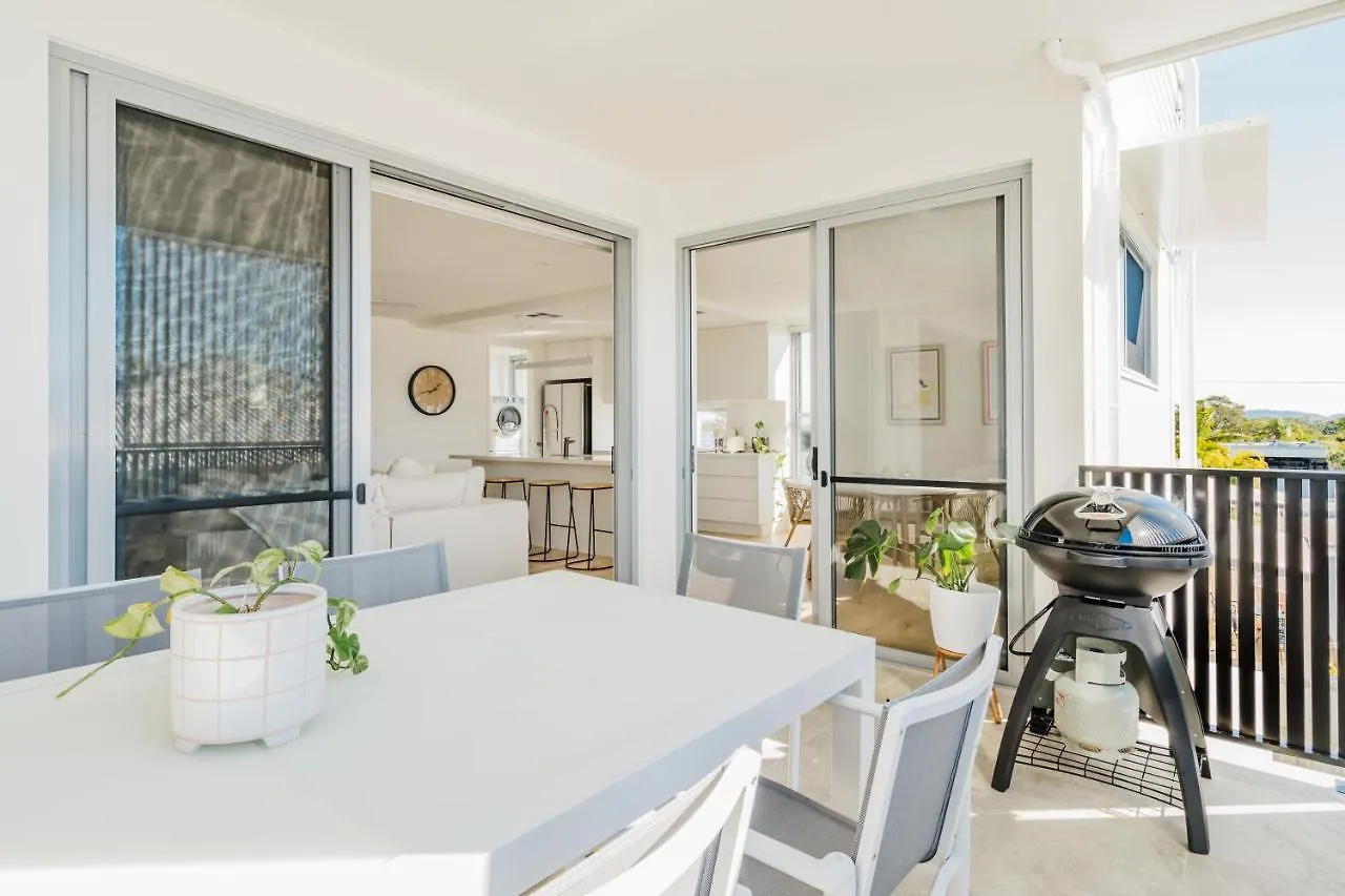 Silk - New Modern Condo 400M To The Beach 쿨룸비치 오스트레일리아